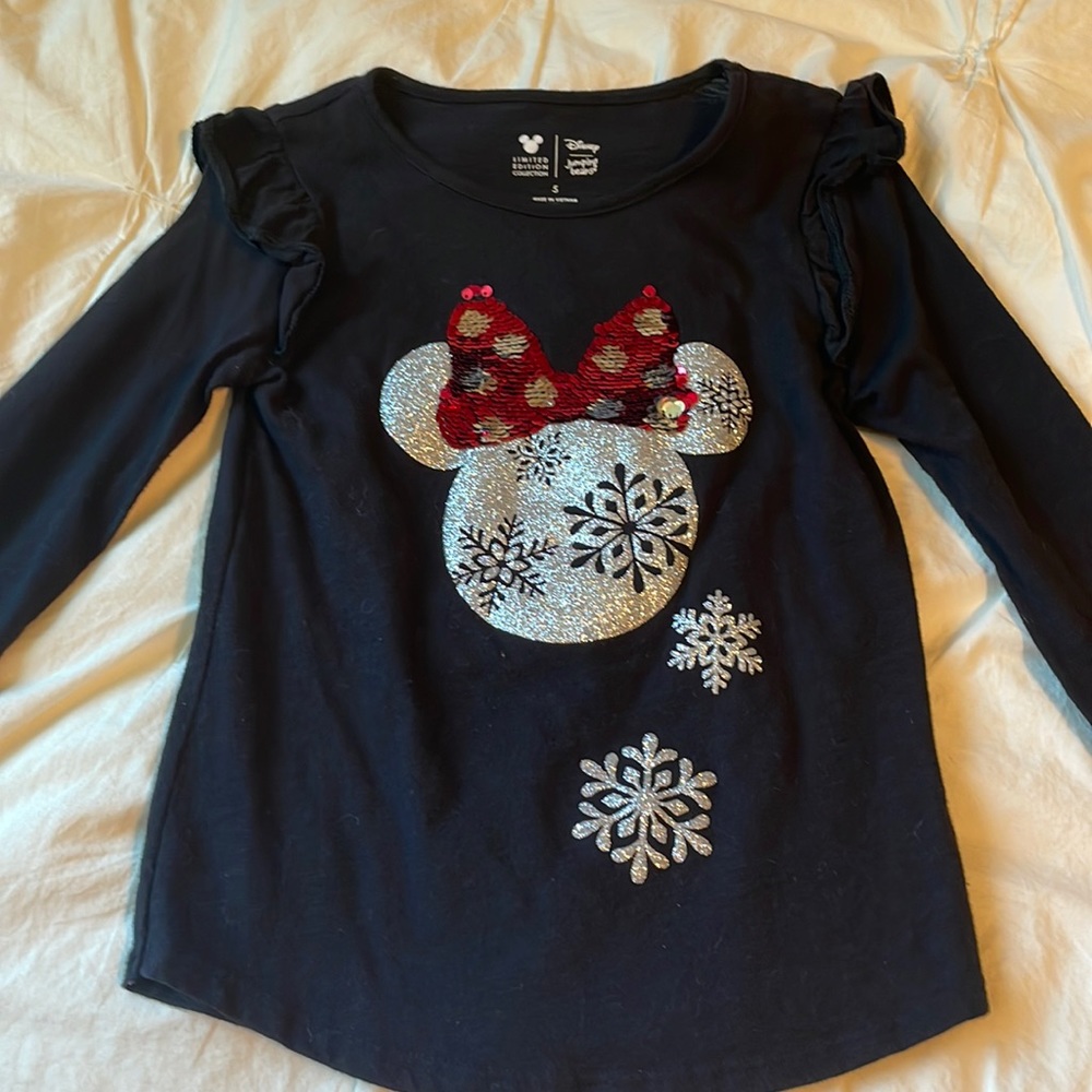 Disney Minnie holiday top